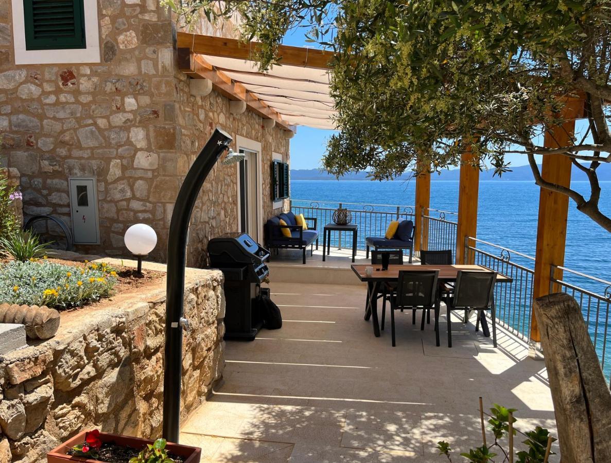 Seaside Cottage Maslina Gdinj Exterior foto